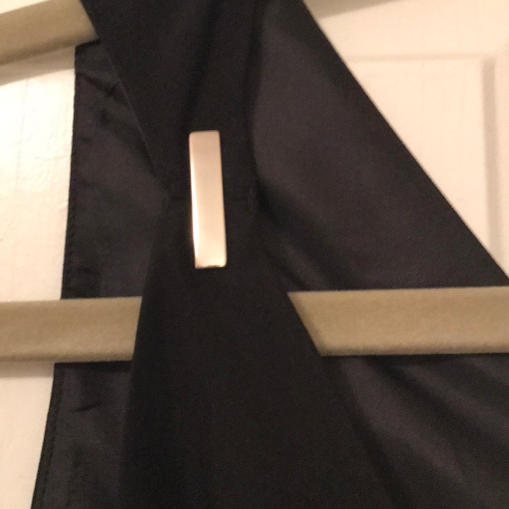 Black crepe dress by French Connection - Picture 3 of 4